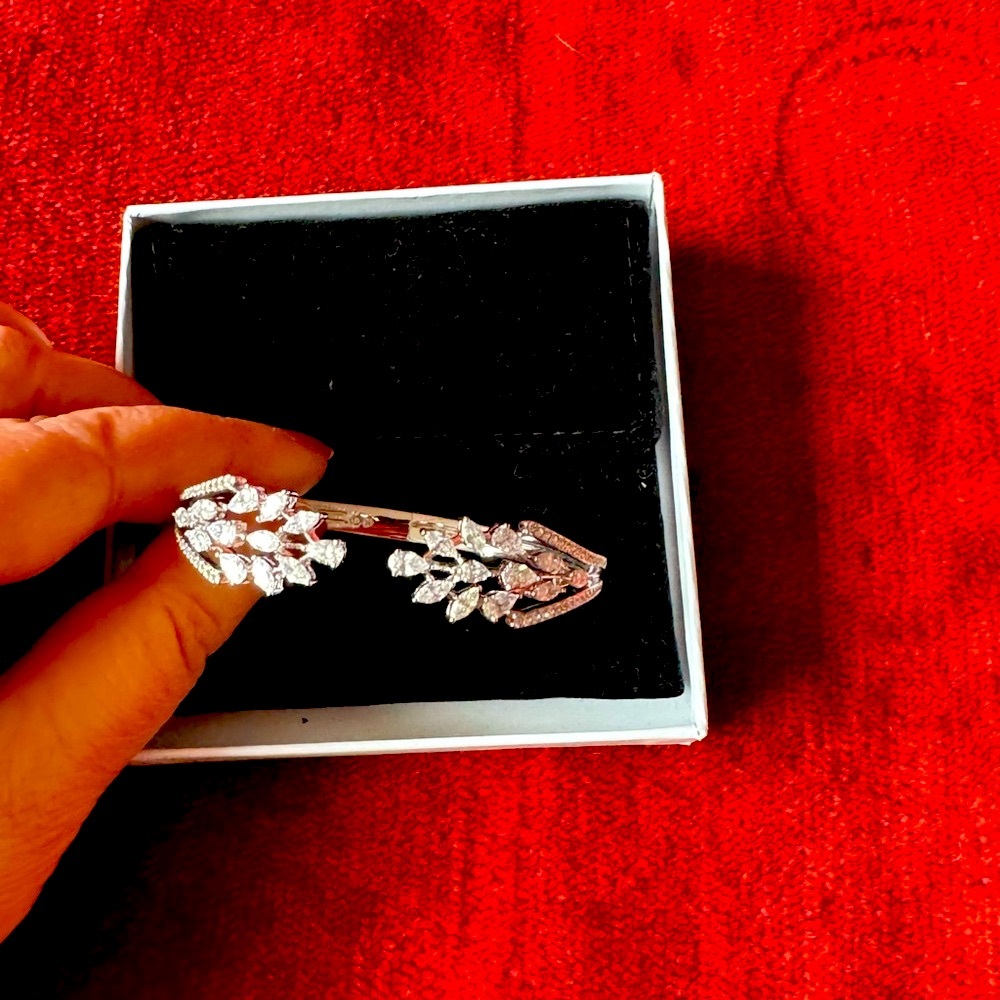 Elegant Adriana Orsini bracelet